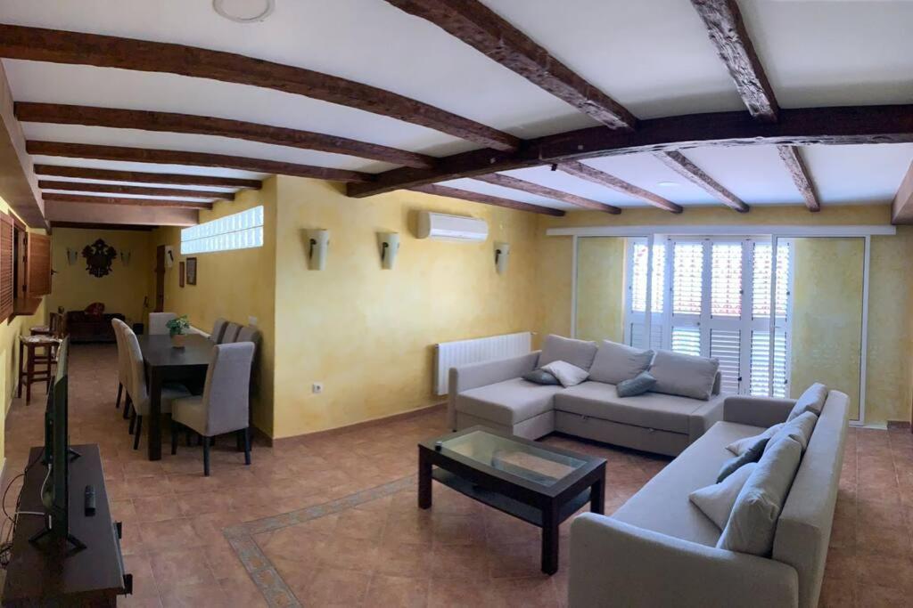 Villa Gloria Los Lopez Eksteriør bilde